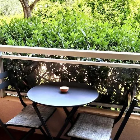 Bord De Parking, Proche Monaco, Menton Et Italie * Roquebrune-Cap-Martin