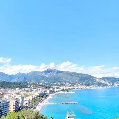 Bord De Parking, Proche Monaco, Menton Et Italie Lejlighed